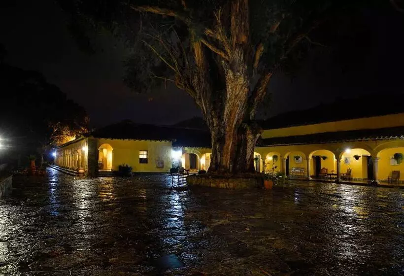 Hotel Hacienda El Salitre