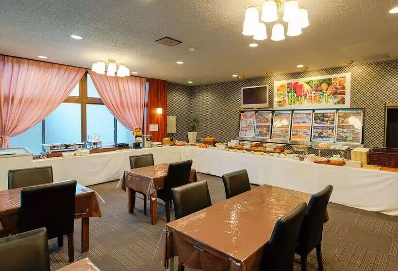 Отель Livemax Resort Kinugawa