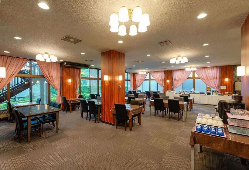 فندق Livemax Resort Kinugawa
