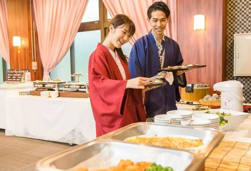 Отель Livemax Resort Kinugawa