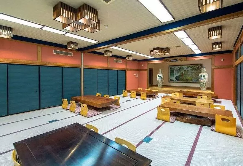 Отель Livemax Resort Kinugawa