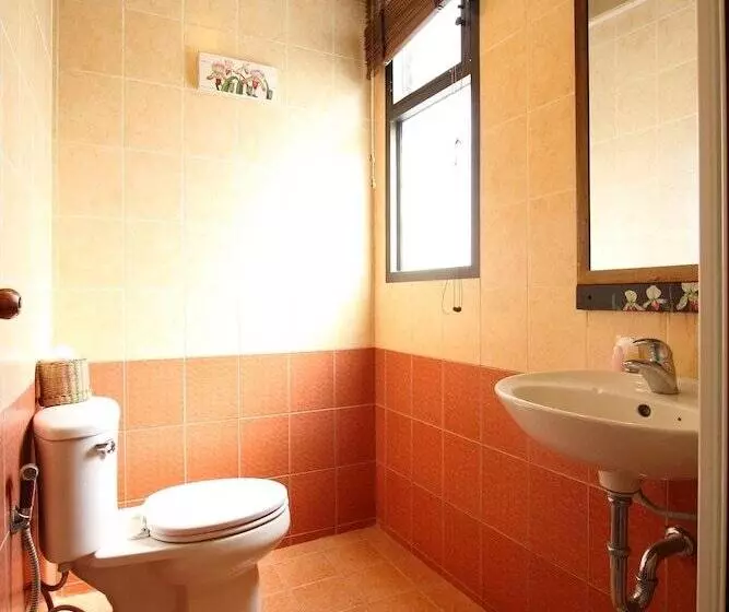 Hotel Pannee Lodge Khaosan Sha Plus