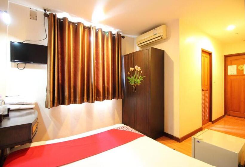 هتل Pannee Lodge Khaosan Sha Plus