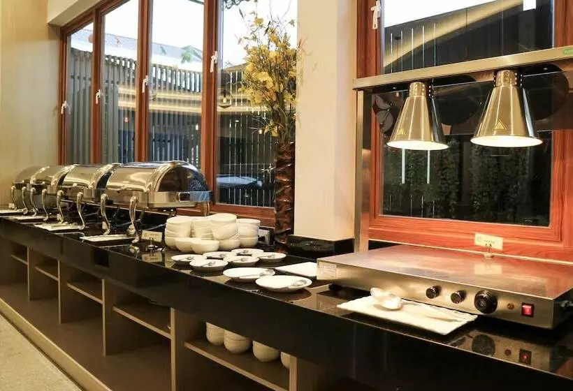 Ca Hotel And Residence Phuket