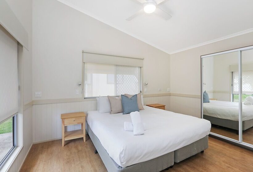 호텔 Reflections Shaws Bay   Holiday Park