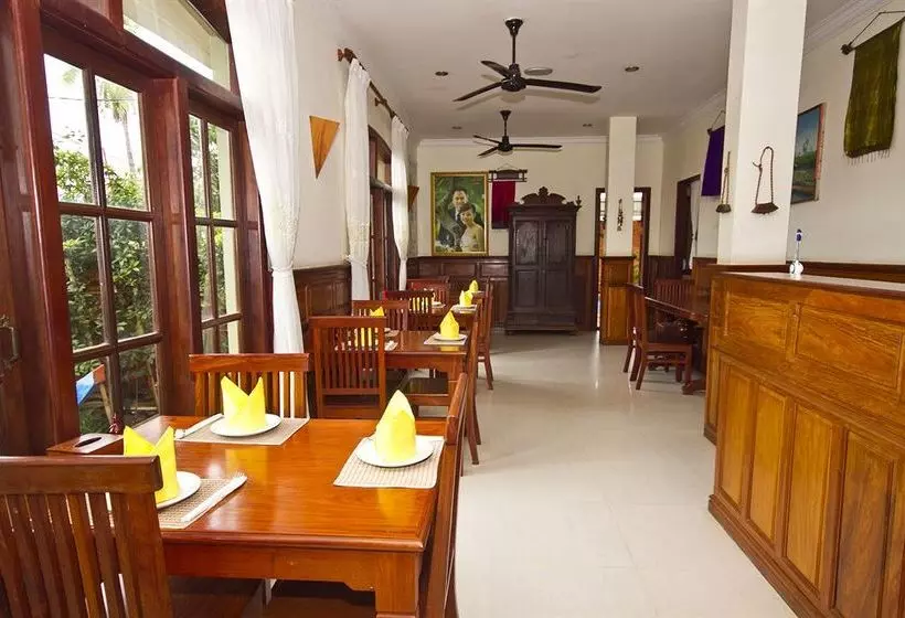 هتل Shadow Angkor Villa