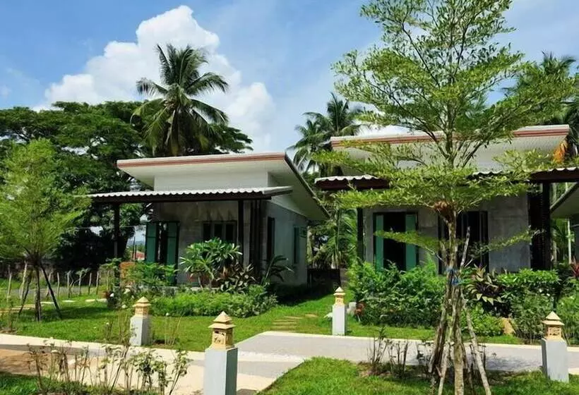 هتل The Gleam Resort