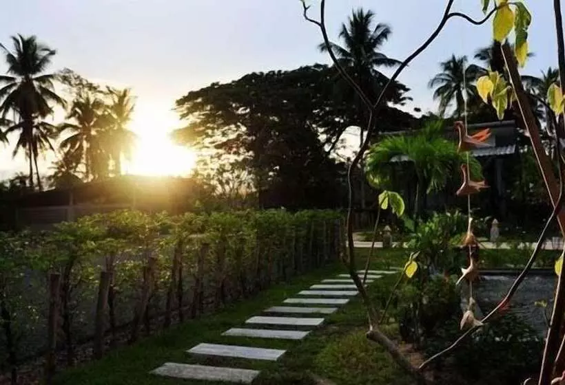 هتل The Gleam Resort