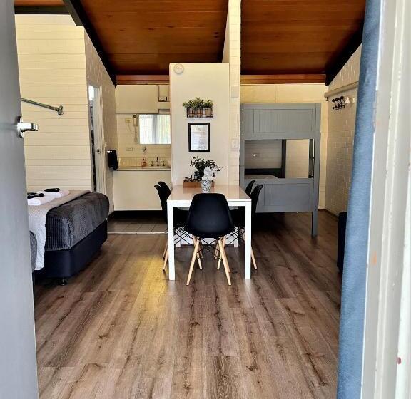 Jetty Motel The Entrance