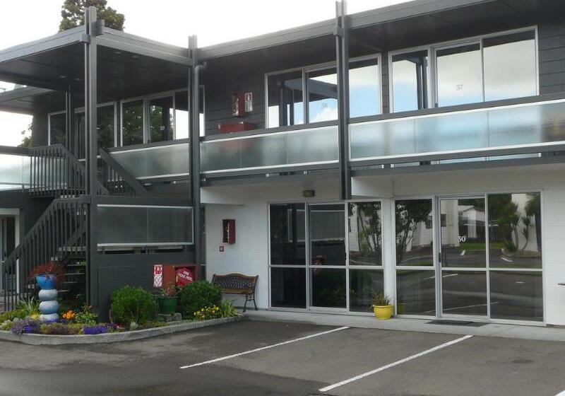 Мотель Alpha Motor Inn