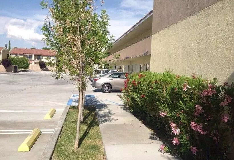 모텔 America Inn & Suites