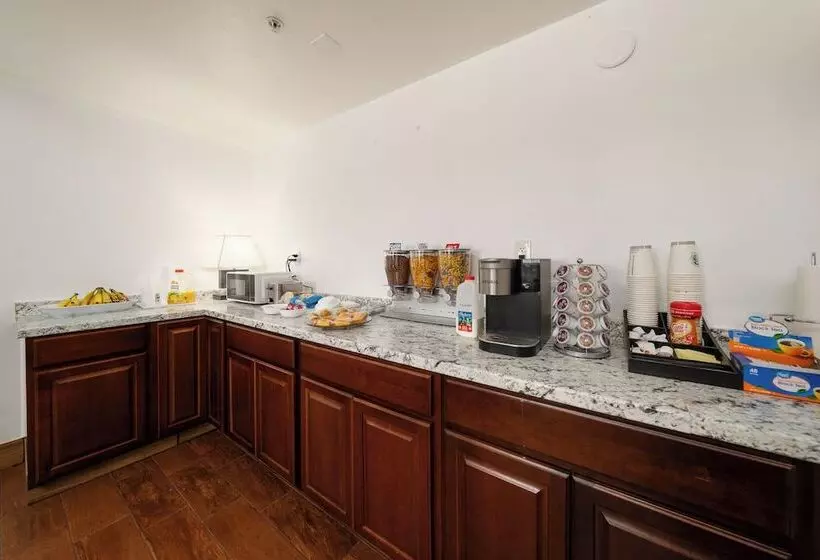 모텔 America Inn & Suites