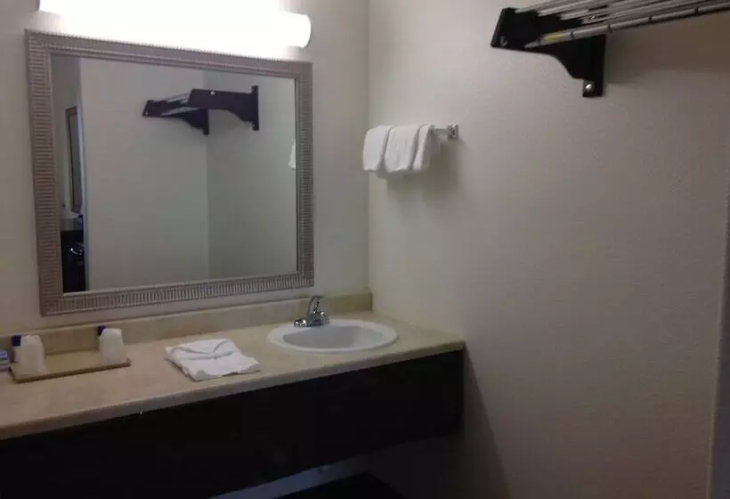 모텔 America Inn & Suites