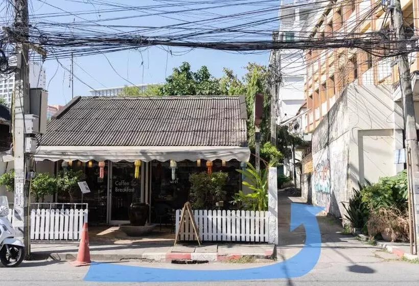 Пансион Chiang Mai Mansion