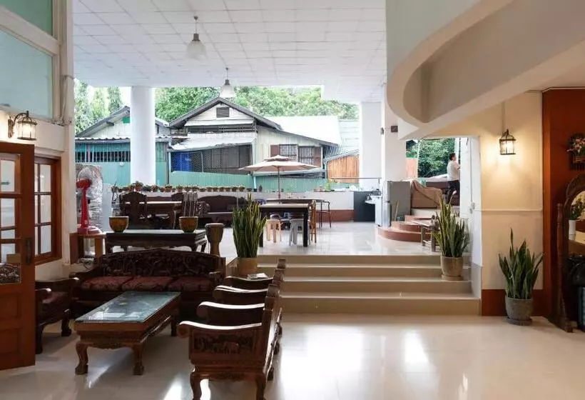 Пансион Chiang Mai Mansion