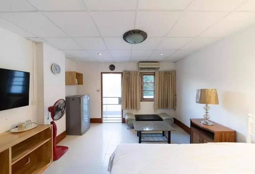 Пансион Chiang Mai Mansion