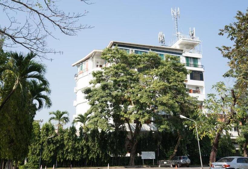 بنسيون Chiang Mai Mansion