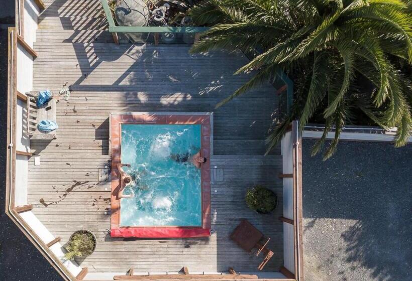 호스텔 Dusky Lodge