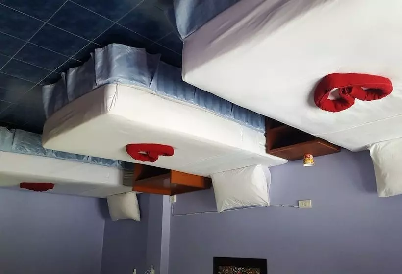 ユースホステル Coconut House Resort