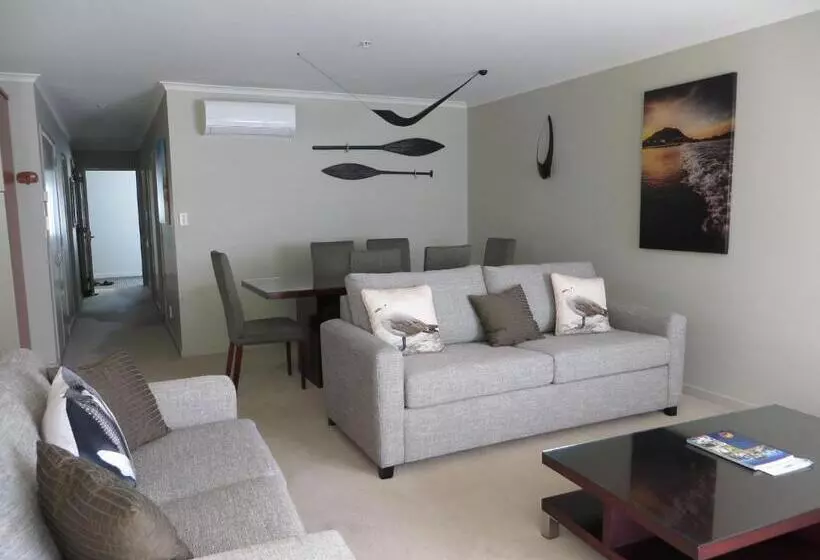 Cutterscove Resort Apartments