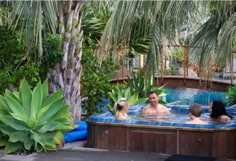 Cutterscove Resort Apartments