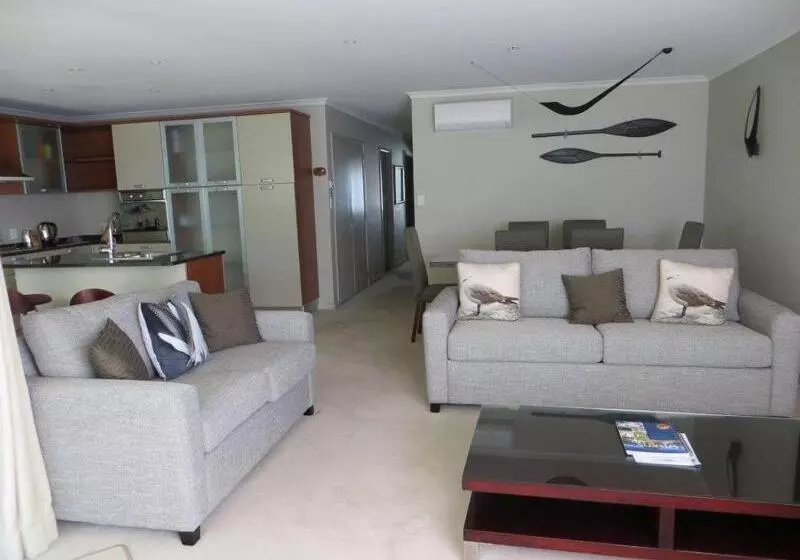 Cutterscove Resort Apartments