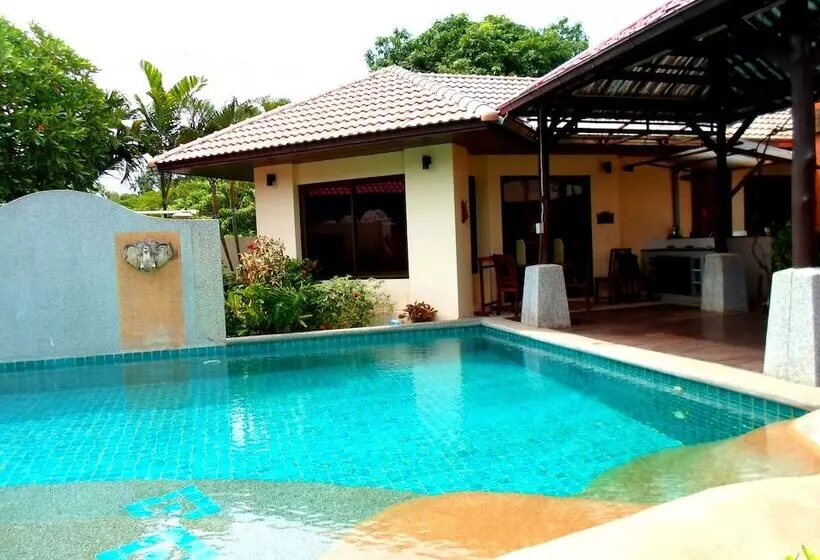 هتل Baan Tropicana