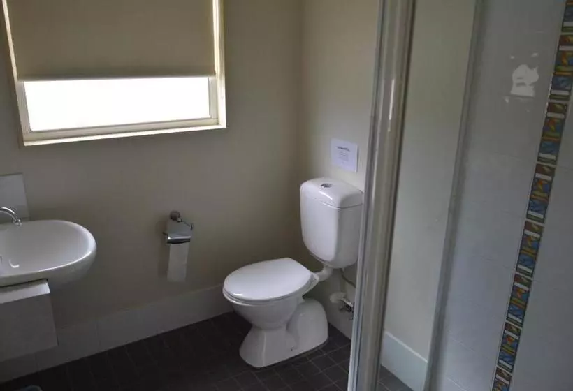 Bathurst Goldfields Motel At 428 Conrod Straight Mount Panorama