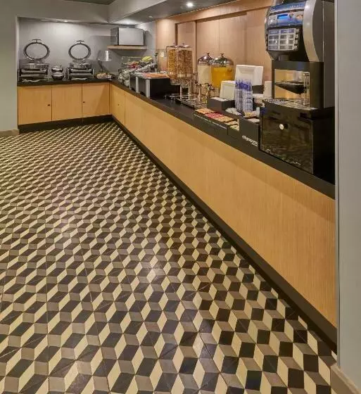 Hotelli City Express Plus By Marriott Ciudad De México Periférico Sur Tlalpan