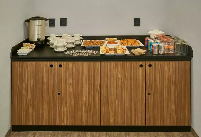 Hotelli City Express Plus By Marriott Ciudad De México Periférico Sur Tlalpan