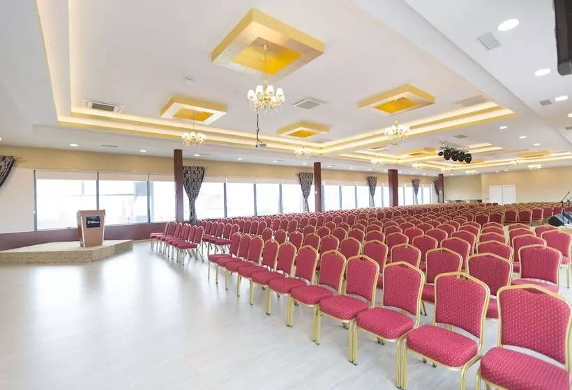 هتل Park Dedeman Elazığ