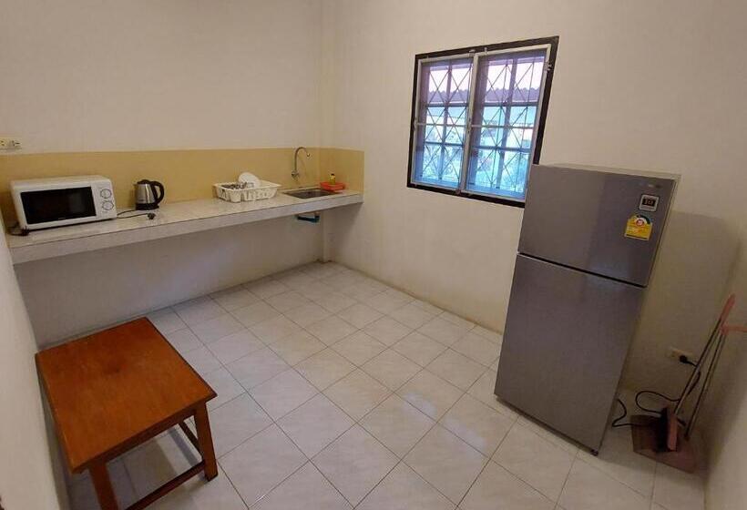 ホテル Fullmoon House Samui