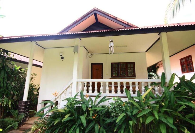 ホテル Fullmoon House Samui