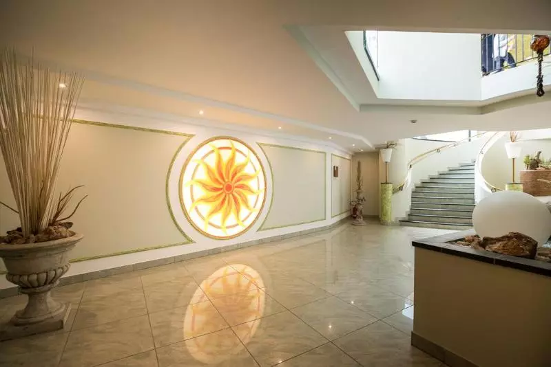 Mediterranee Family Hotel & Spa