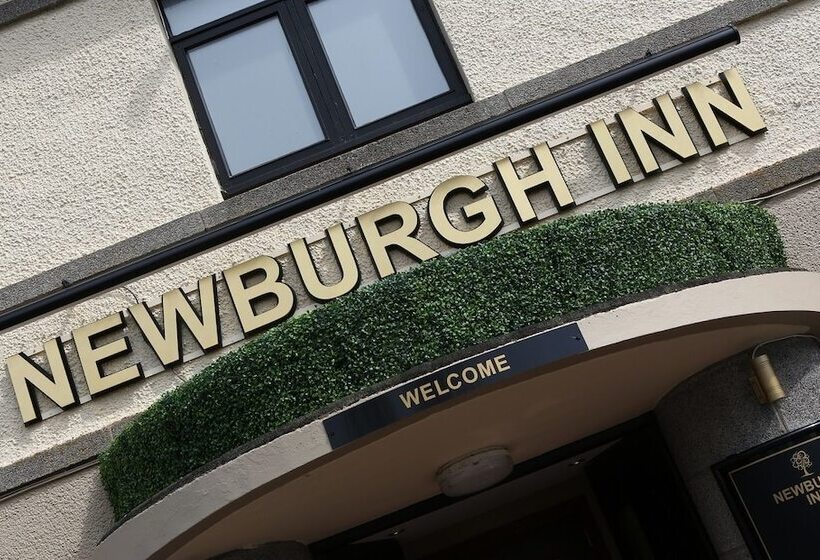 בית מלון כפרי Newburgh Inn