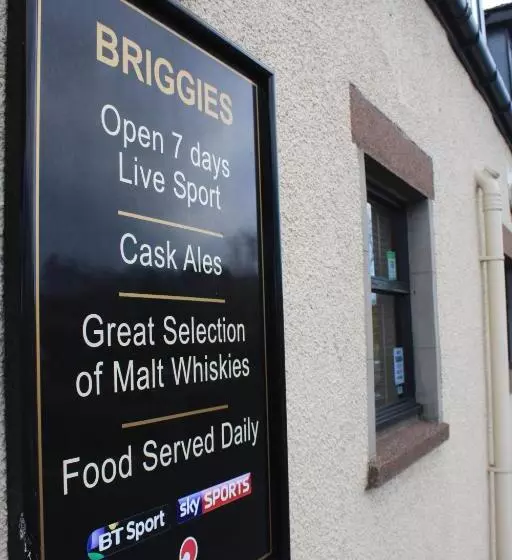 Отель Newburgh Inn