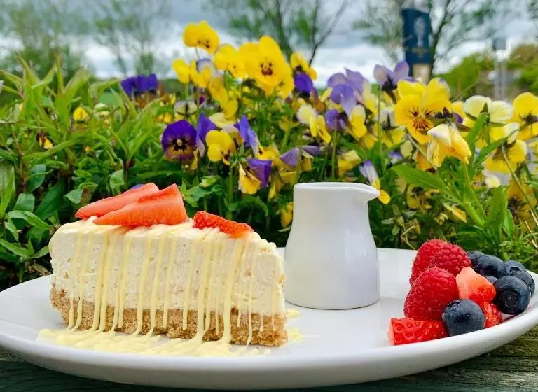 Отель Newburgh Inn