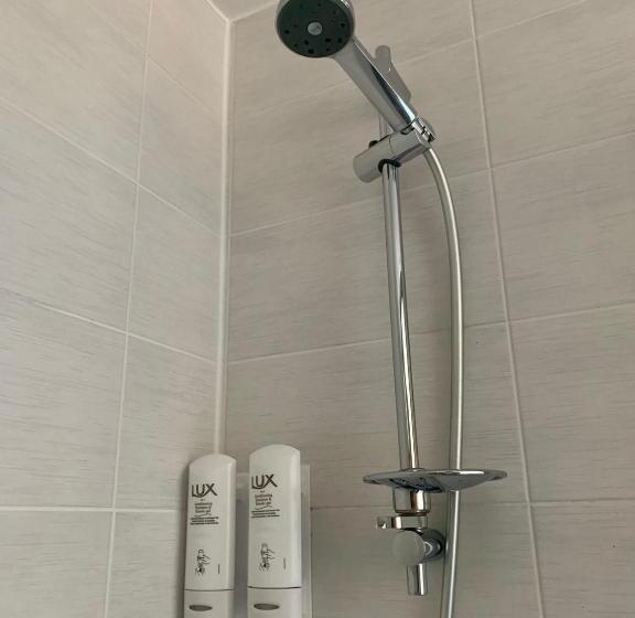 בית מלון כפרי Newburgh Inn