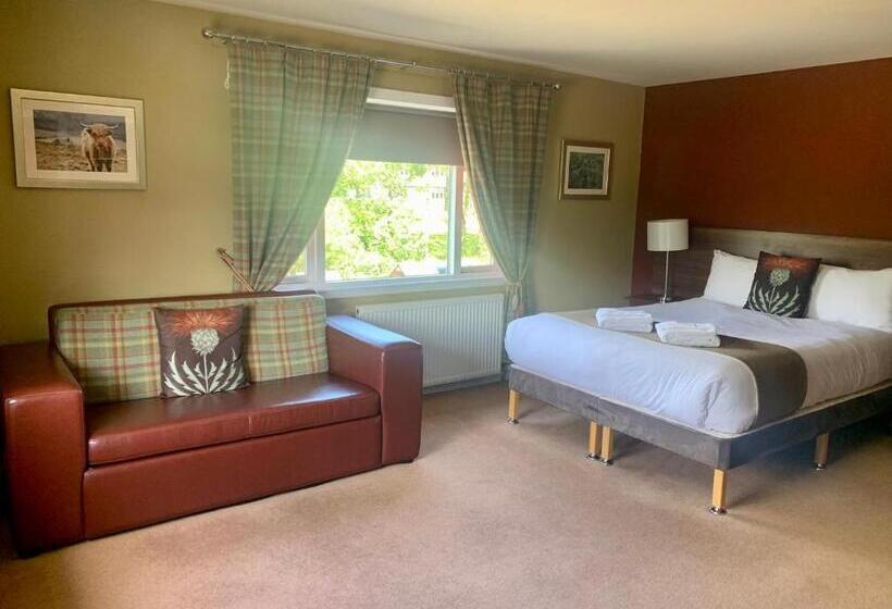 בית מלון כפרי Newburgh Inn