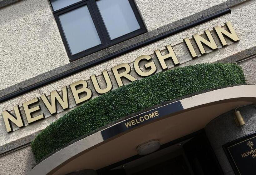 בית מלון כפרי Newburgh Inn