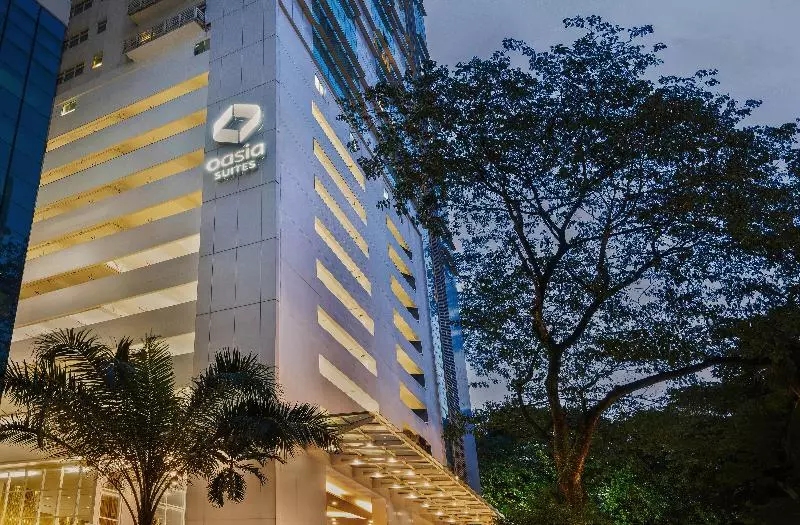 هتل Oasia Suites Kuala Lumpur
