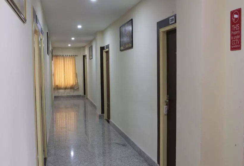 ホテル Oyo Rooms Sum Hospital