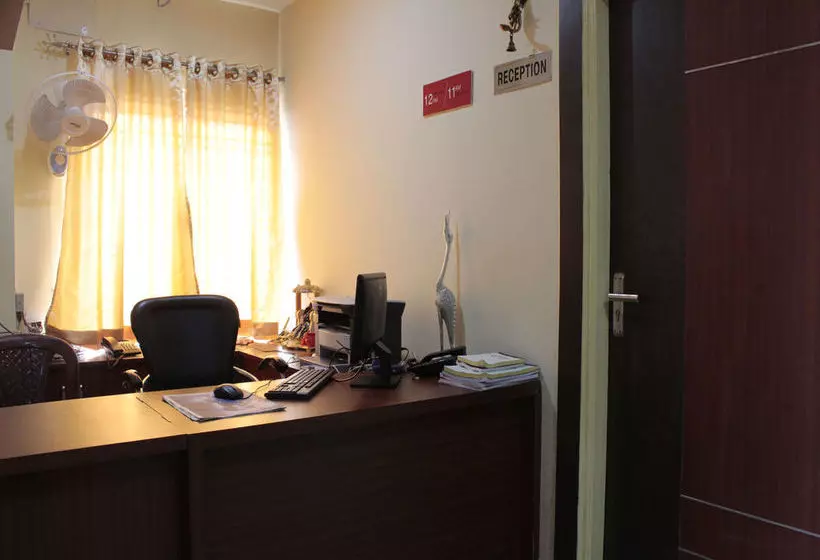 ホテル Oyo Rooms Sum Hospital
