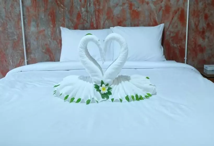 ホテル Samui Poshtel