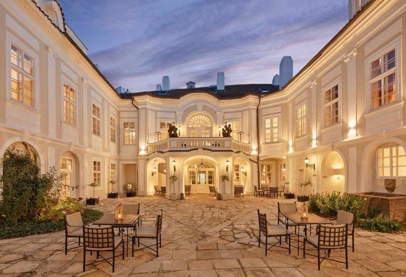 هتل The Mozart Prague