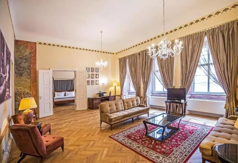 هتل The Mozart Prague