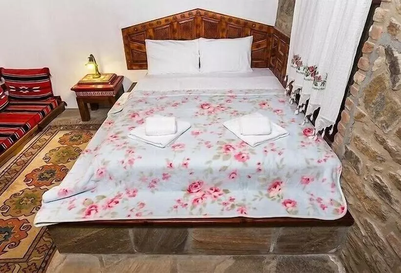 هتل Stonehouse By Ipek