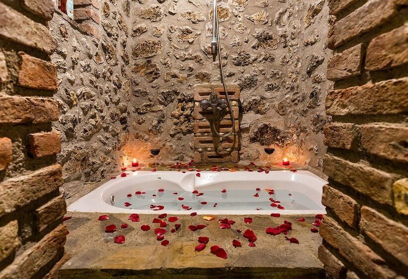 فندق Stonehouse By Ipek