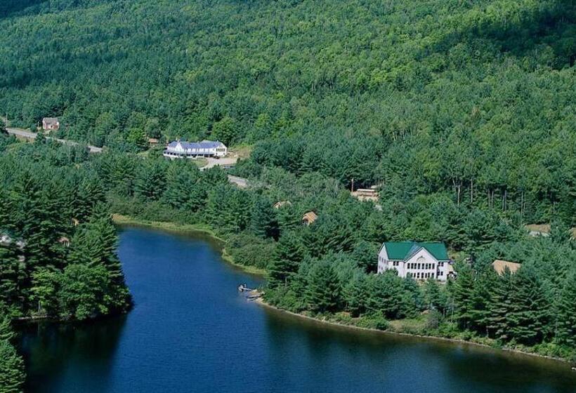 פנסיון The Sterling Inn