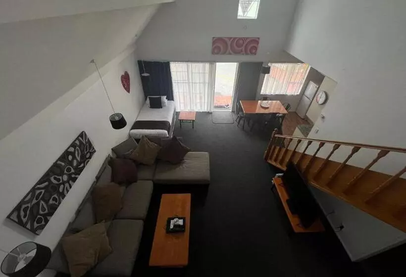 Asure Green Gables Motel